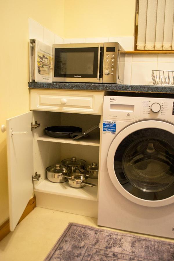 Superb 2 Bedroom Flat - Refurbished Dec 2024 Inverness Dış mekan fotoğraf