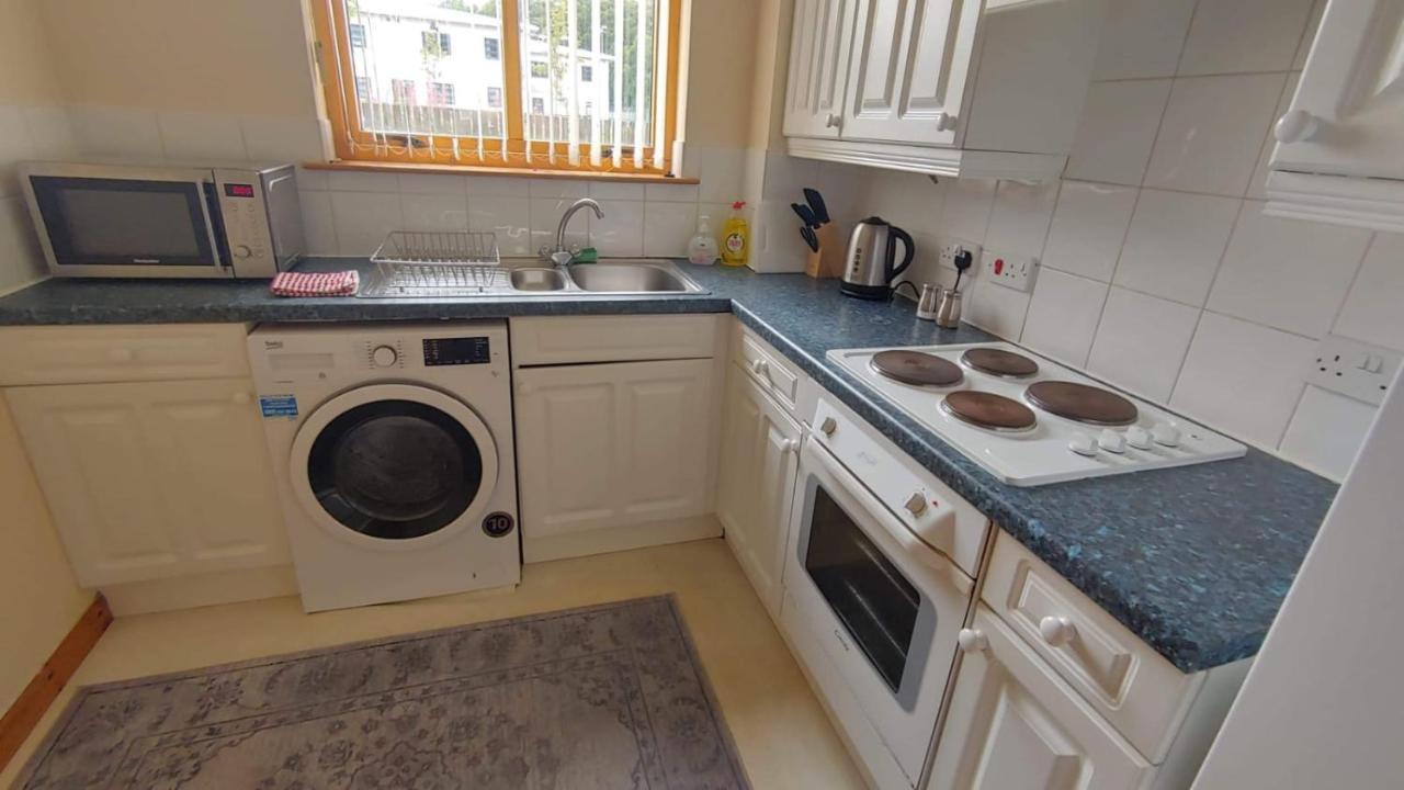 Superb 2 Bedroom Flat - Refurbished Dec 2024 Inverness Dış mekan fotoğraf